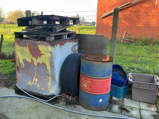 Partij metaal afval - afbeelding 2 van  3