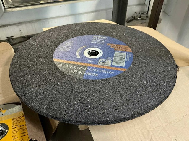 Partij metaal slijpschijven - afbeelding 3 van  6