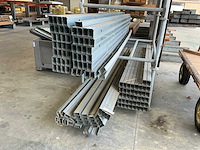 Partij metal stud profielen - afbeelding 1 van  4