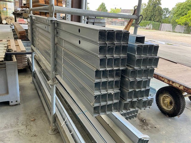 Partij metal stud profielen - afbeelding 2 van  4