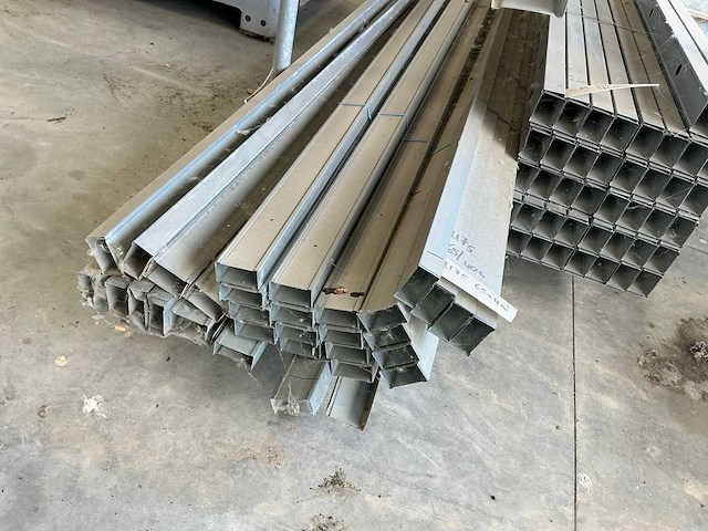Partij metal stud profielen - afbeelding 4 van  4