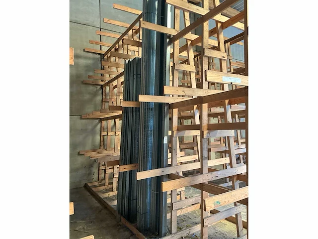 Partij metal studs - afbeelding 13 van  14
