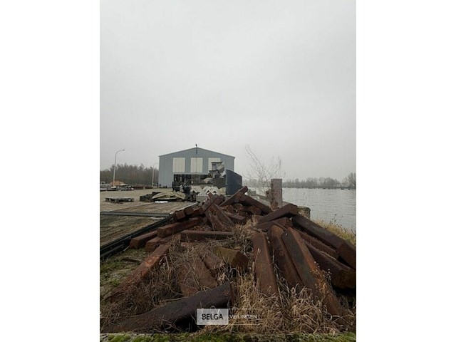 Partij metalen ballaststaven - afbeelding 2 van  4