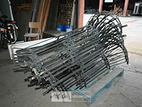 Partij metalen boombescherming - afbeelding 3 van  7