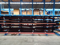 Partij metalen buizen - afbeelding 1 van  3