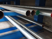 Partij metalen buizen - afbeelding 3 van  5