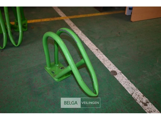 Partij metalen fietsbeugels - afbeelding 3 van  5