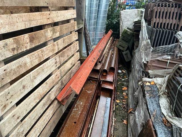 Partij metalen h profielen - afbeelding 4 van  4