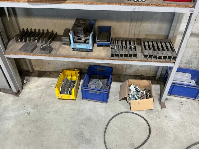 Partij metalen halffabrikaten - afbeelding 7 van  17