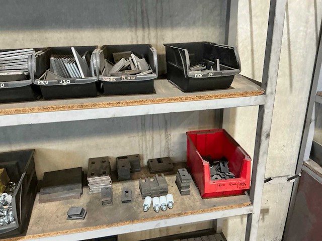 Partij metalen halffabrikaten - afbeelding 9 van  17