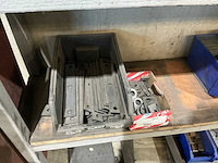 Partij metalen halffabrikaten - afbeelding 14 van  17