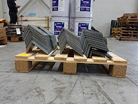 Partij metalen hoekprofiel - afbeelding 1 van  3