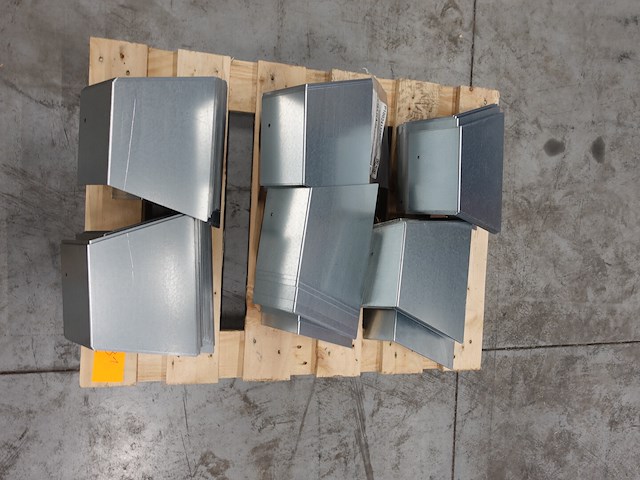 Partij metalen hoekprofiel - afbeelding 2 van  3