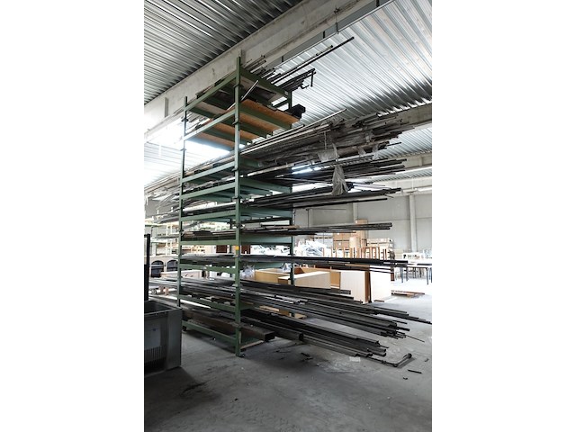 Partij metalen/ inox/aluminium profielen + 9 x houder - afbeelding 1 van  9