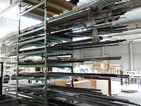 Partij metalen/ inox/aluminium profielen + 9 x houder