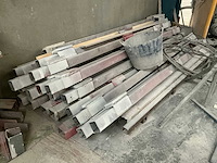 Partij metalen kokerprofielen - afbeelding 1 van  6