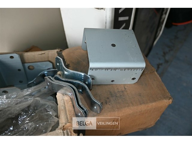 Partij metalen l-profielen - afbeelding 3 van  4