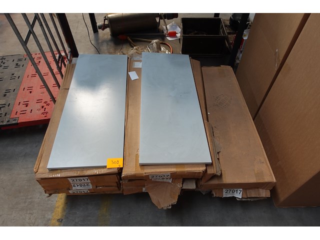 Partij metalen legplanken - afbeelding 4 van  4