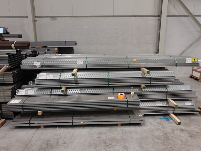 Partij metalen multideck - afbeelding 3 van  8