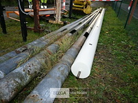 Partij metalen palen - afbeelding 1 van  6