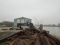 Partij metalen palen - afbeelding 2 van  4