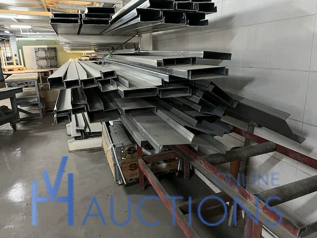 Partij metalen profielen - afbeelding 2 van  8