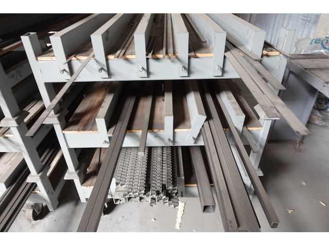 Partij metalen profielen - afbeelding 3 van  8