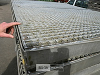 Partij metalen roosters + bak - afbeelding 3 van  7