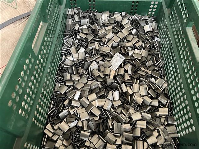 Partij metalen verzegelclips en rol omsnoeringsband - afbeelding 2 van  3