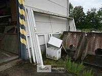 Partij metalen voetbaldoelen