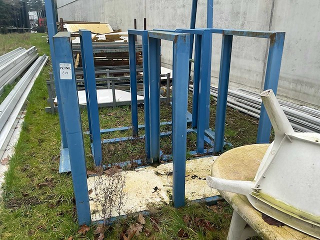 Partij metalen - afbeelding 2 van  7