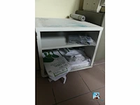 Partij meubilair met it-apparatuur - afbeelding 3 van  25