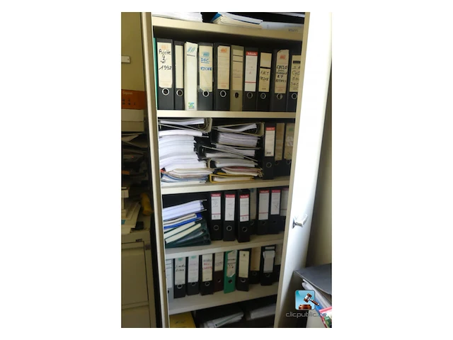 Partij meubilair met it-apparatuur - afbeelding 8 van  28