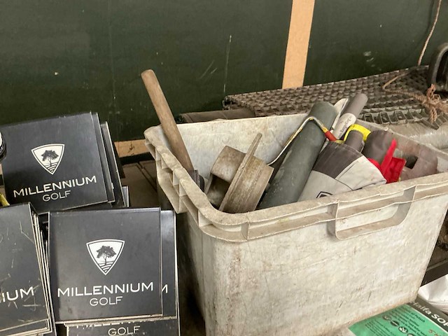 Partij millennium vlaggen en markers - afbeelding 4 van  4