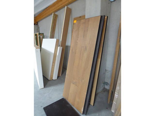 Partij modelhout + deur - afbeelding 3 van  3