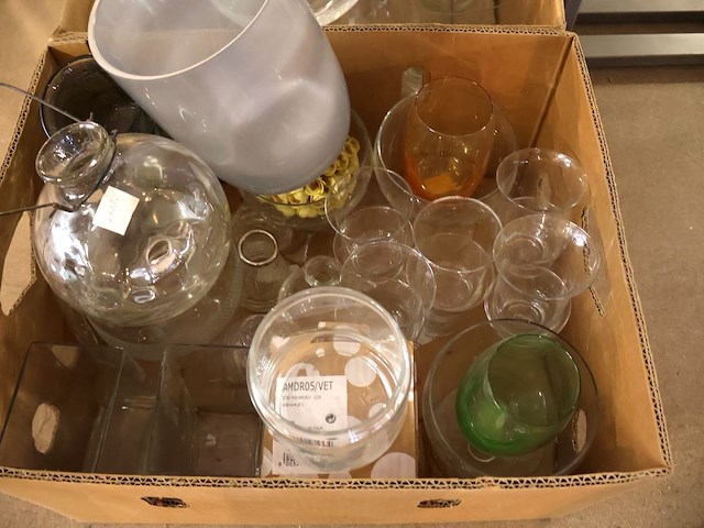 Partij modern glas - afbeelding 3 van  8