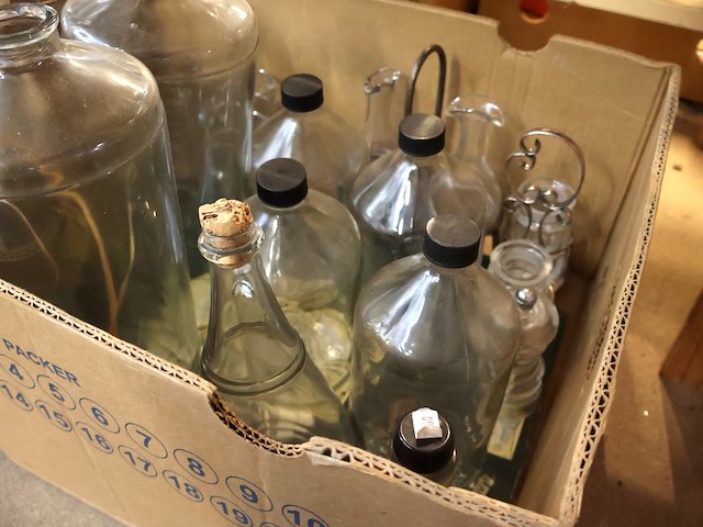 Partij modern glas - afbeelding 3 van  7