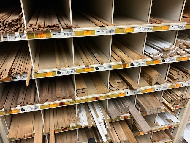 Partij moluren - afbeelding 3 van  9