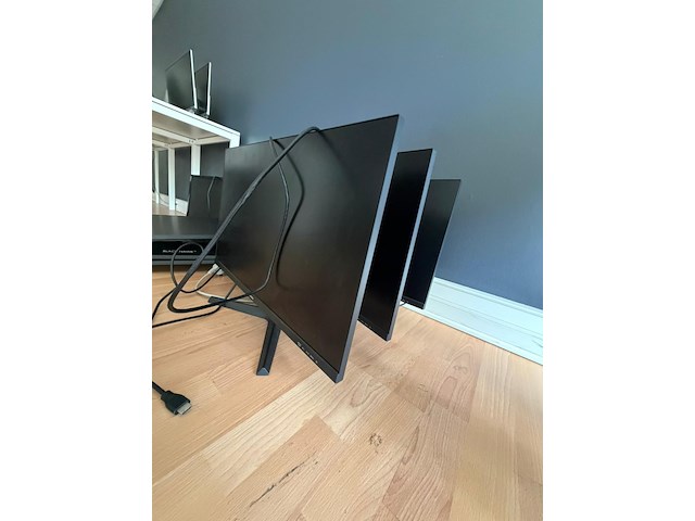 Partij monitors - afbeelding 4 van  8