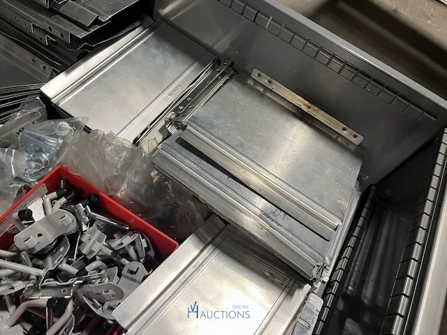 Partij montage-, afdichtings- en vacuümtoebehoren - afbeelding 33 van  144