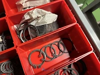 Partij montage-, afdichtings- en vacuümtoebehoren - afbeelding 82 van  144