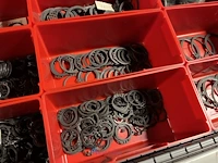 Partij montage-, afdichtings- en vacuümtoebehoren - afbeelding 84 van  144