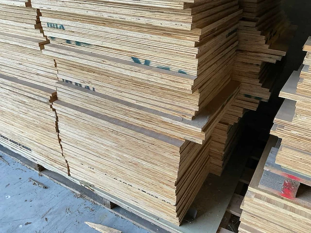 Partij multiplex platen - afbeelding 9 van  9