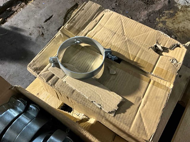 Partij muurbeugels - afbeelding 2 van  5