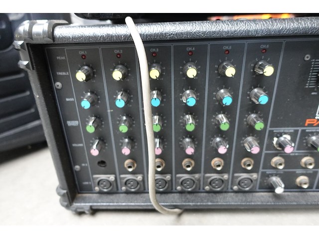 Partij muziekinstallatie - afbeelding 4 van  27