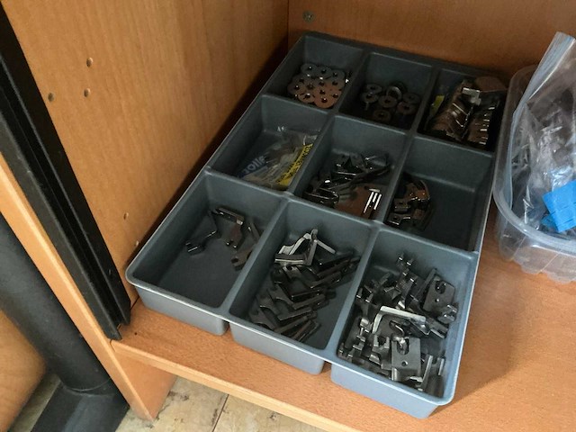 Partij naaimachine toebehoren - afbeelding 8 van  16