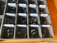 Partij naaimachine toebehoren - afbeelding 1 van  1