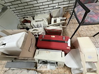 Partij naaimachines voor wisselstukken - afbeelding 6 van  9