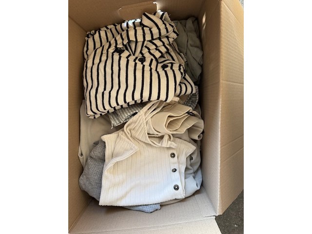 Partij nachtkledij - afbeelding 2 van  7