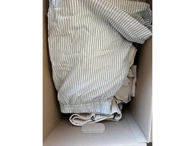 Partij nachtkledij - afbeelding 3 van  7